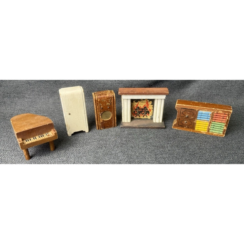 Vintage 1930s/1950s Strombecker Wooden Dollhouse Furniture 5 Pieces